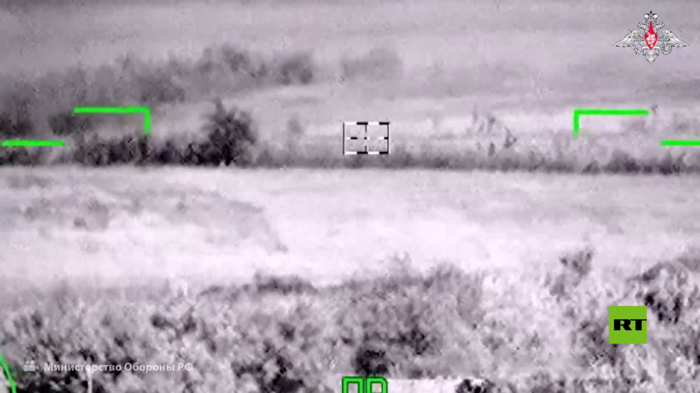 بالفيديو.. مروحية روسية تضرب موقعا لقوات كييف في زابوروجيه