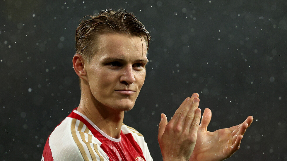 رسميا.. أرسنال يمدد عقد أوديجارد