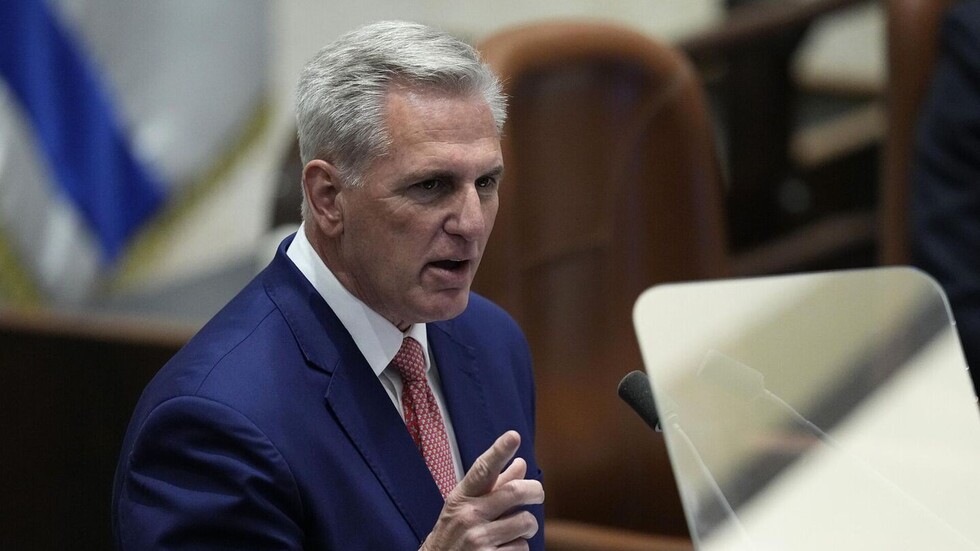 مكارثي يعتزم سحب الأموال المخصصة لتدريب القوات الأوكرانية من الميزانية الأمريكية