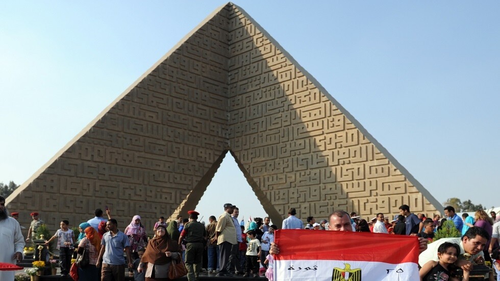 كاتب مصري يكشف كيف ثأر الجيش المصري من الإسرائيليين بعد اغتيالهم عبد المنعم رياض في حرب الاستنزاف