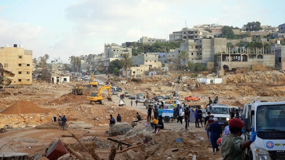 رجال الإنقاذ الروس فحصوا خلال يوم واحد 20 ألف متر مربع وعثروا على 23 جثة في ليبيا