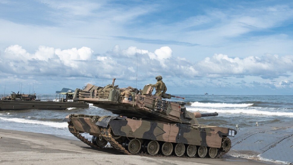 صحيفة: وصول الدفعة الأولى من دبابات 