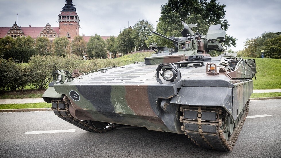 الجيش الروسي يدمر مركبة ألمانية من طراز