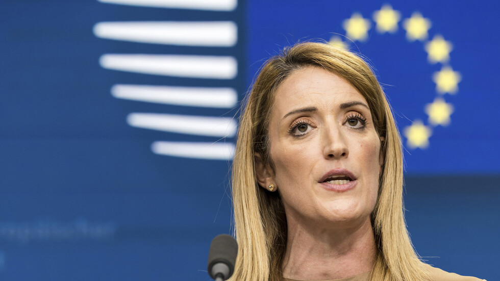 رئيسة البرلمان الأوروبي تدعو لتحريك المفاوضات حول إصلاح سياسة الهجرة