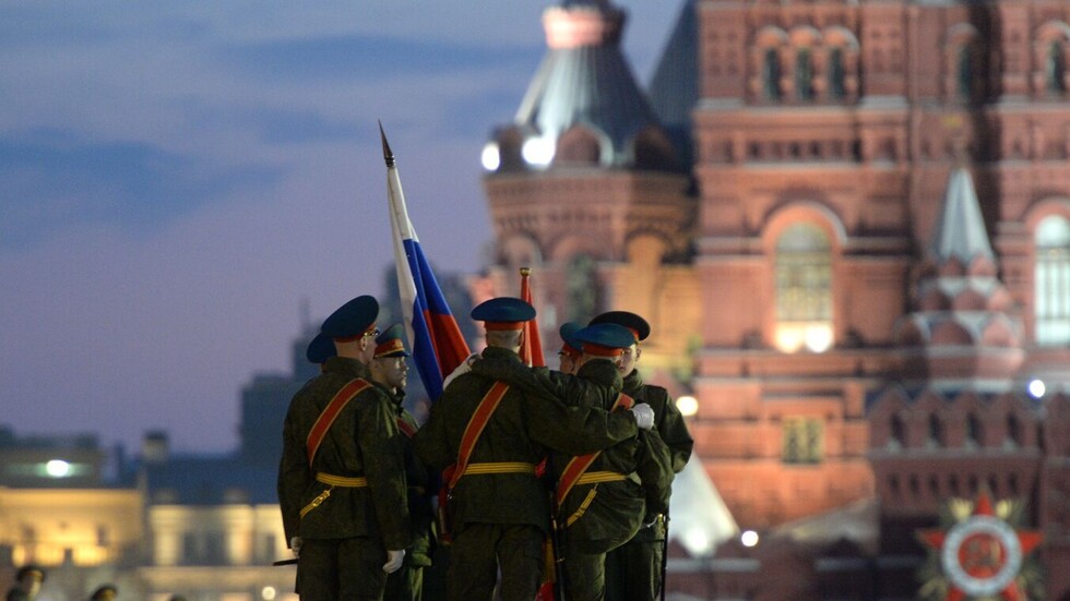 الكرملين يؤكد ضرورة زيادة الإنفاق الدفاعي