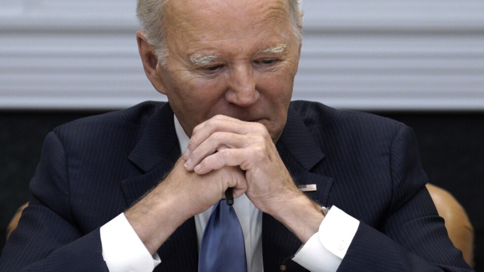 تحذير قاتم وخطير ونادر يطلقه بايدن بشأن "تهديد جوهر الأمة" في أمريكا