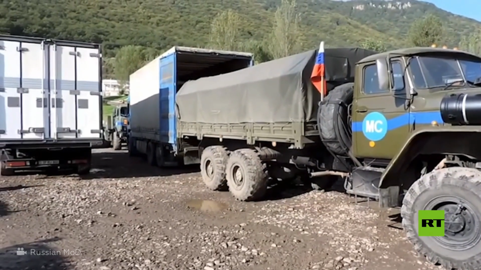 قوات حفظ السلام الروسية تنقل 12 طنا من المساعدات الإنسانية لسكان قره باغ