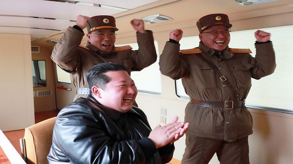 الزعيم الكوري الشمالي كيم جونغ أون
