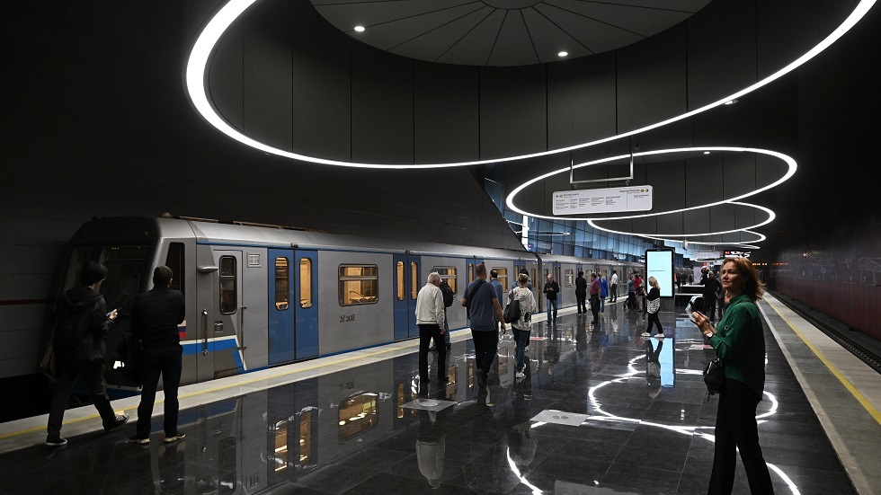 موسكو.. افتتاح محطات جديدة في خط المترو الرابط بين مركز المدينة وأحد أكبر مطاراتها