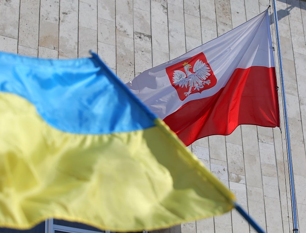 برلماني بولندي: ندعم أوكرانيا دفاعا عن مصلحة بلادنا