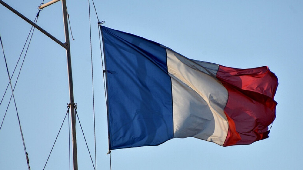 باريس تعلن اعتقال النيجر مسؤولا فرنسيا