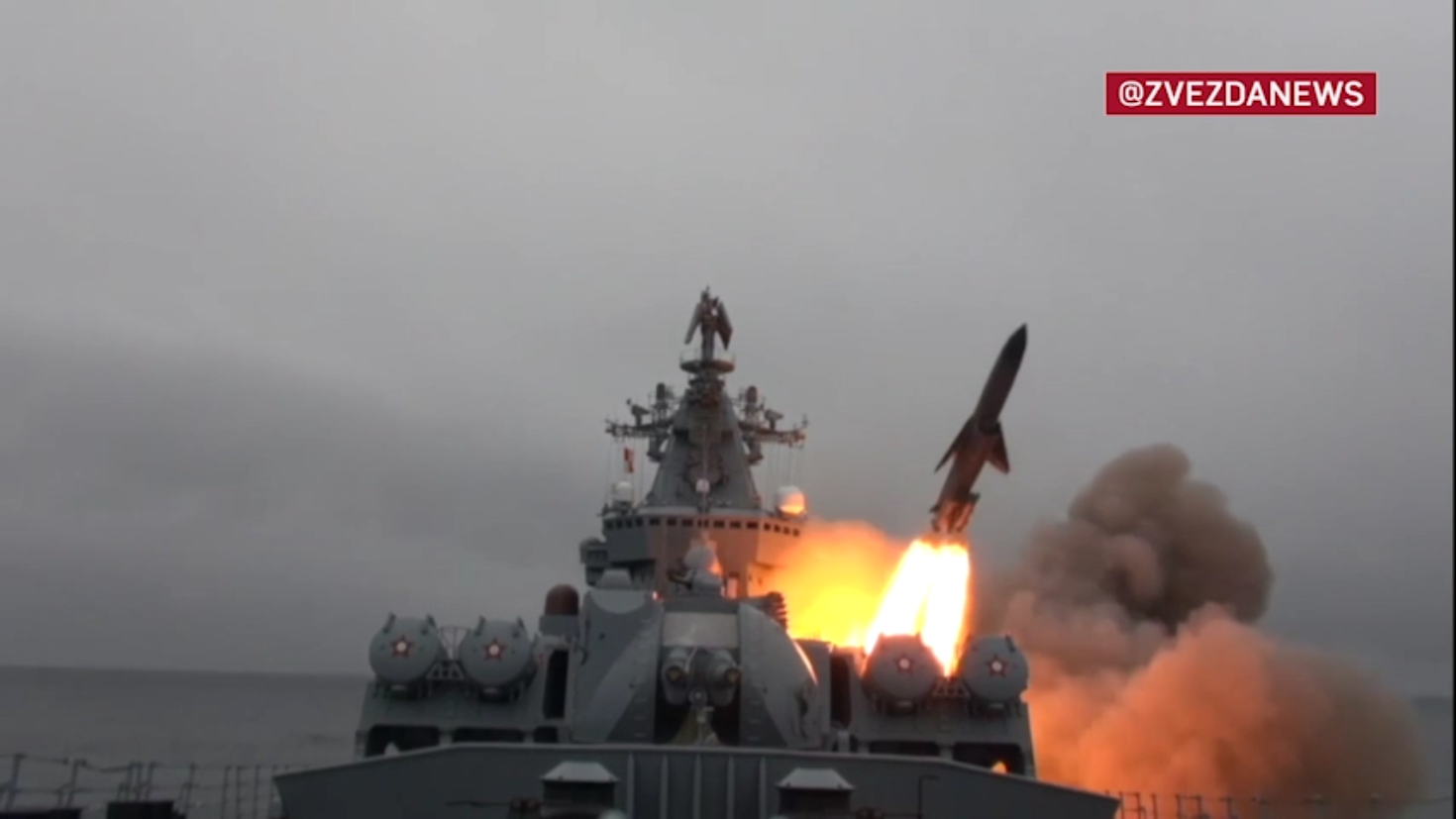 الأسطول الروسي يجري مناورات واسعة بالصواريخ المجنحة شمالي المحيط الهادئ (فيديو)