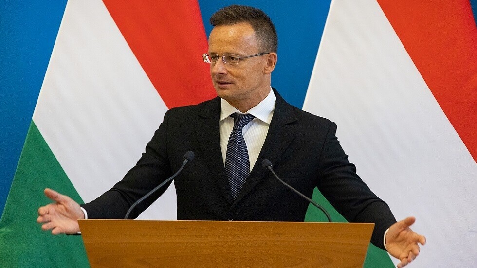 هنغاريا تؤكد أنها مستعدة لمقاضاة أوكرانيا بشأن الحبوب