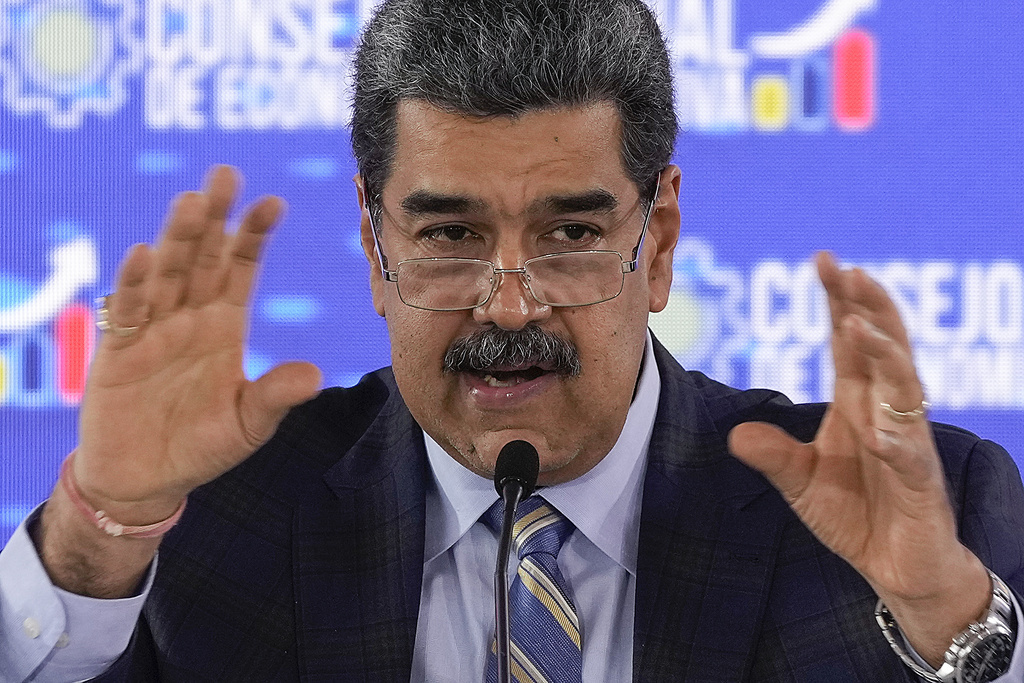 مادورو يدعو لتسوية النزاع الإقليمي بين بلاده وغيانا من خلال مفاوضات مباشرة