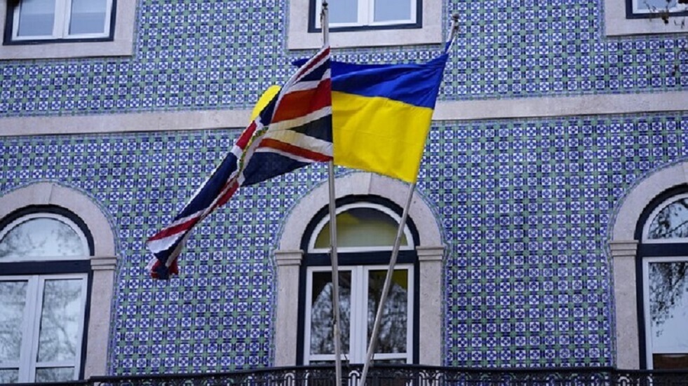 زيلينسكي بحث مع وزير الدفاع البريطاني تعزيز الدفاع الجوي الأوكراني