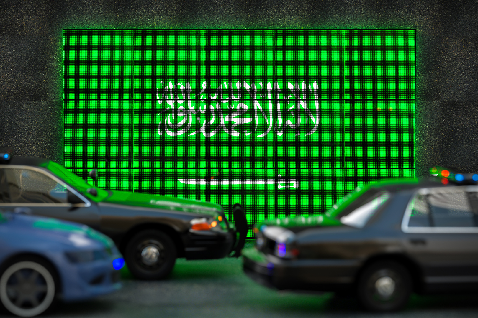 السعودية.. القبض على 7 أشخاص انتحلوا صفة رجال الأمن لسبب 