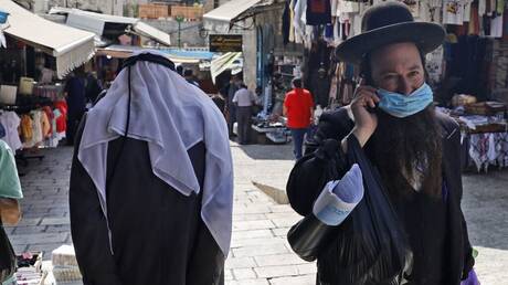 الشرطة الإسرائيلية تنشر حراسة مسلحة على مداخل كنس القدس
