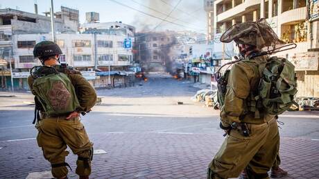قتيل و11 إصابة في مواجهات بين الشبان الفلسطينيين والجيش الإسرائيلي عند تخوم غزة