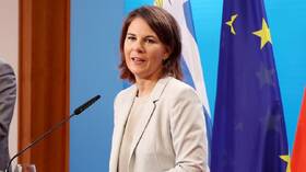 بيربوك تصدم نظام كييف بتصريحات عن رفض ألمانيا انضمام أوكرانيا للاتحاد الأوروبي