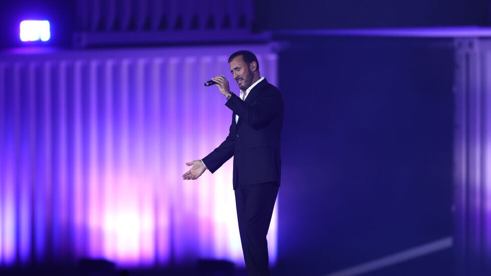 موقف محرج لشاب تقدم لخطبة فتاة في حفل للقيصر