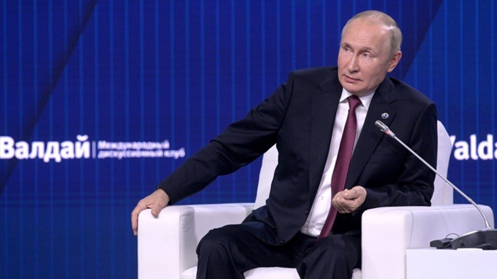 بوتين: الوضع مستقر وتجاوزنا كافة المشكلات الناجمة عن العقوبات