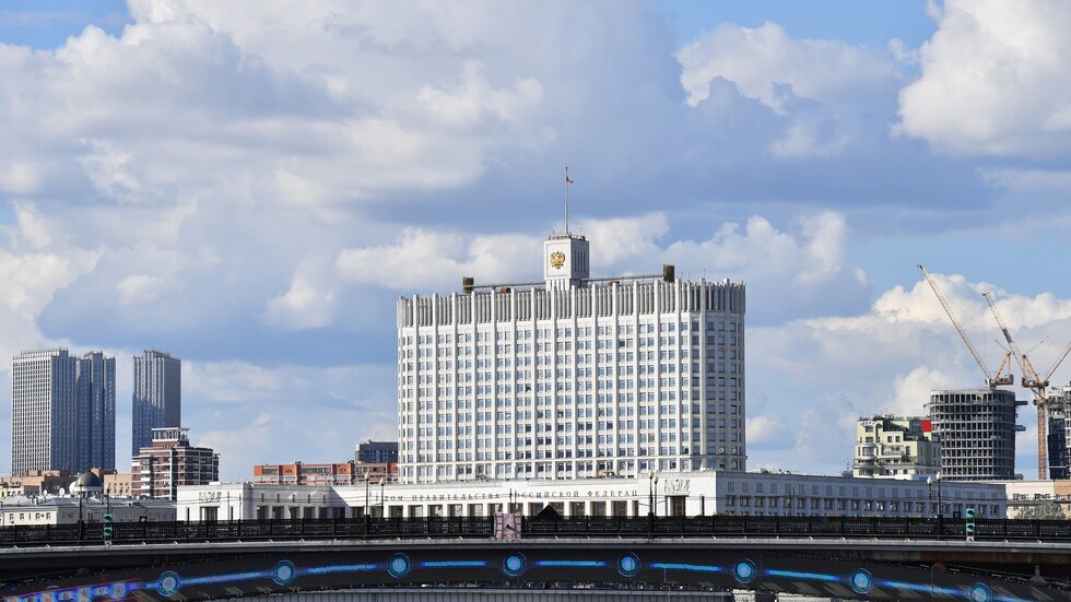 الحكومة الروسية: دخول مواطني أوكرانيا القادمين إلى روسيا من دول ثالثة سيكون عبر معبرين