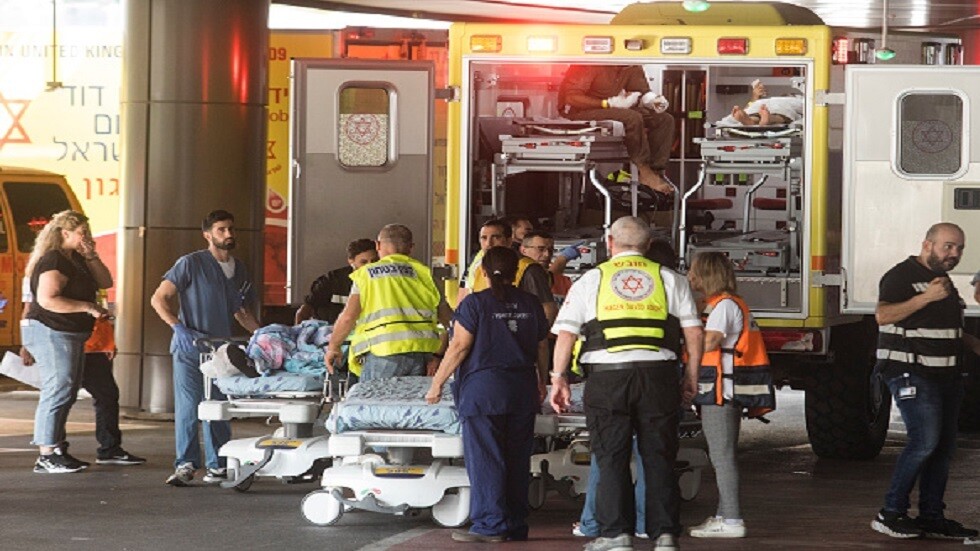 القناة 12 الإسرائيلية: مقتل أكثر من 100 إسرائيلي في هجوم كتائب القسام منذ الصباح