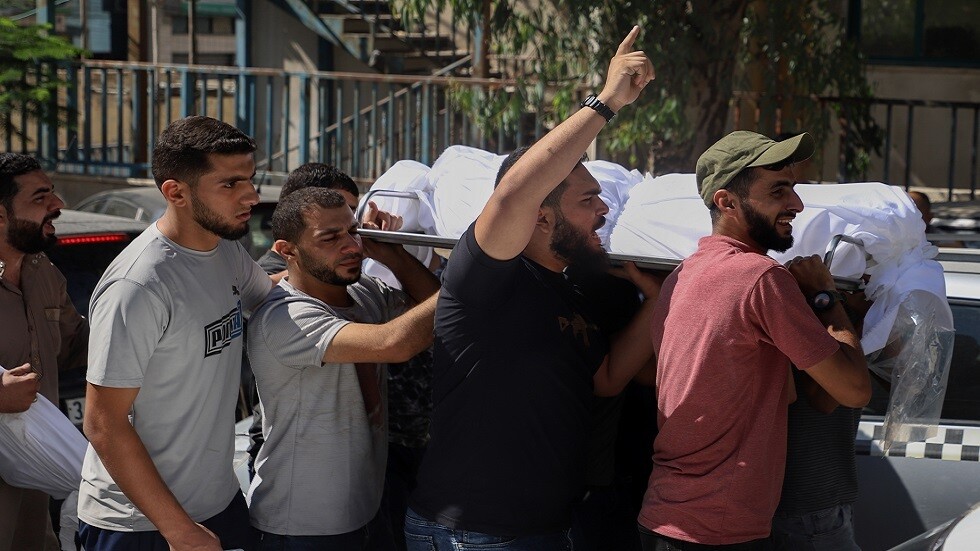 غزة: ارتفاع حصيلة الضحايا إلى 313 قتيلا و1990 جريحا