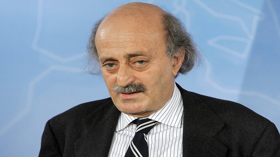 "نقطة عار جديدة في سجلهم الأسود".. جنبلاط يعلق على الإدانات الغربية لعملية "طوفان الأقصى"