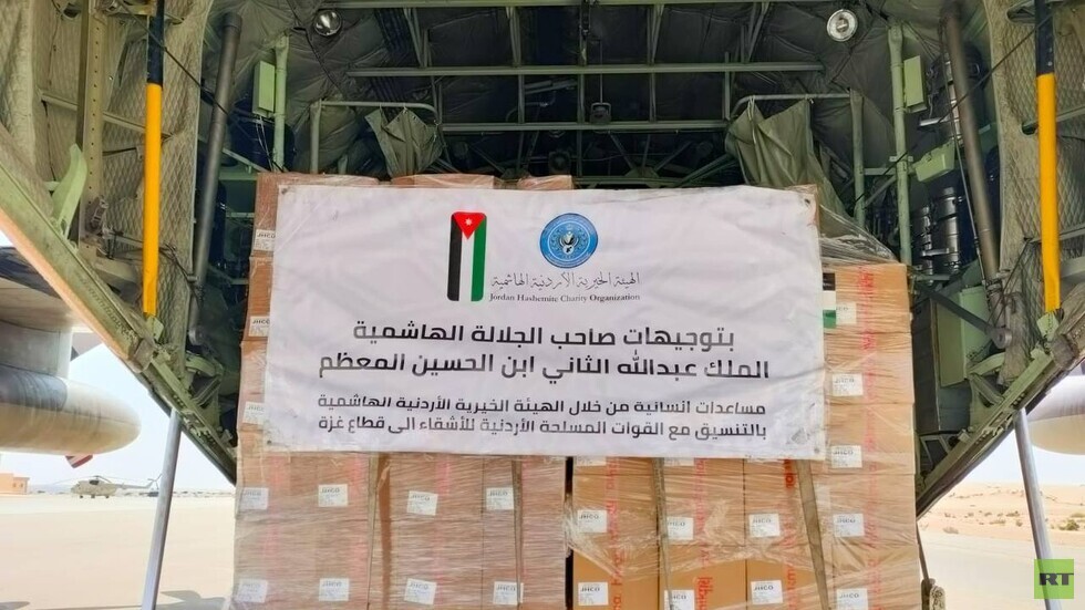 وصول طائرة مساعدات أردنية إلى مصر ستنقل حمولتها إلى غزة (صور)