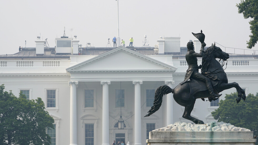 واشنطن وتل أبيب تبحثان فتح ممرات إنسانية في قطاع غزة