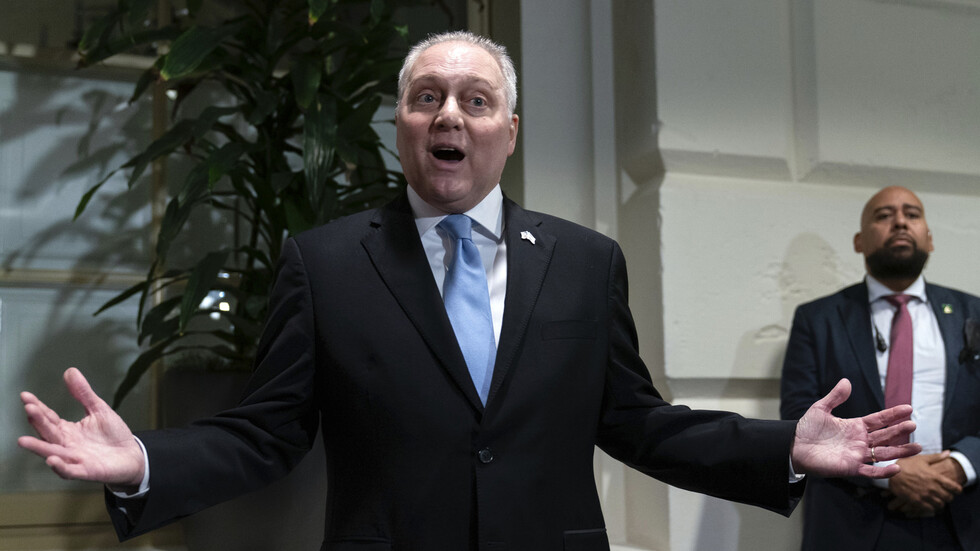 الجمهوري سكاليز يسحب ترشحه لرئاسة مجلس النواب الأمريكي