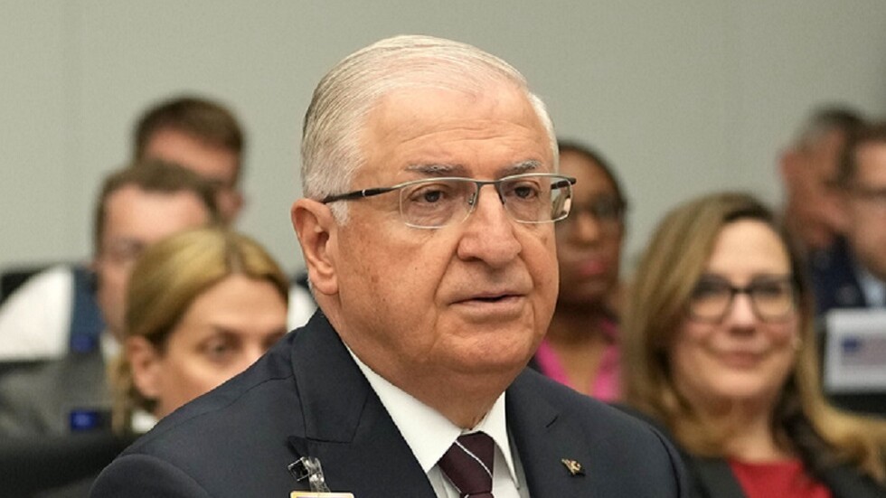 وزير الدفاع التركي يحث على إطلاق الرهائن ومنع اتساع المواجهة بين إسرائيل وفلسطين