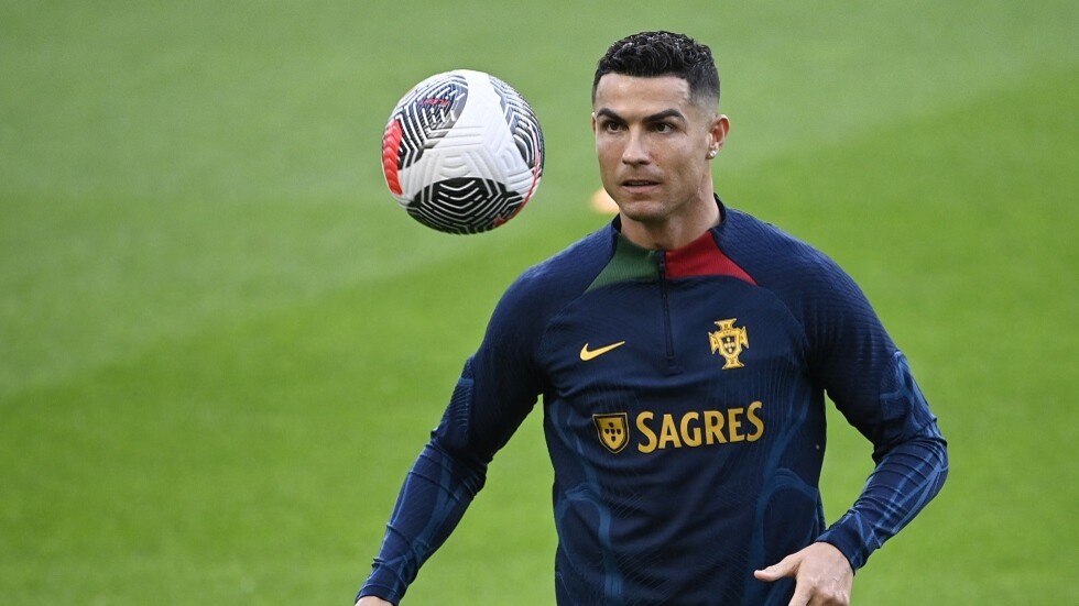 رونالدو يقود البرتغال ضد سلوفاكيا