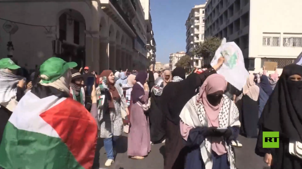 مسيرة تضامنية مع الشعب الفلسطيني بالجزائر العاصمة