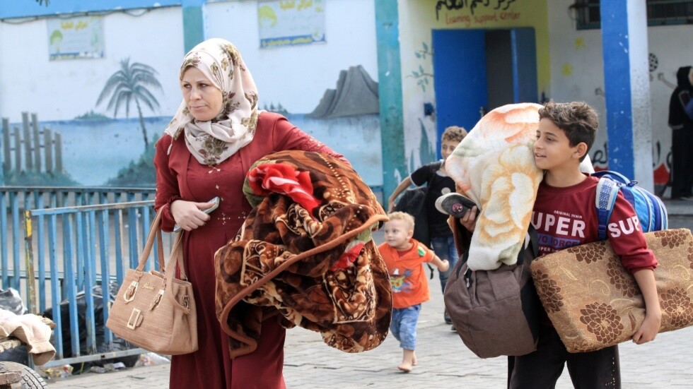 نتنياهو يزور جنوده في غلاف غزة ويسألهم الاستعداد لـ