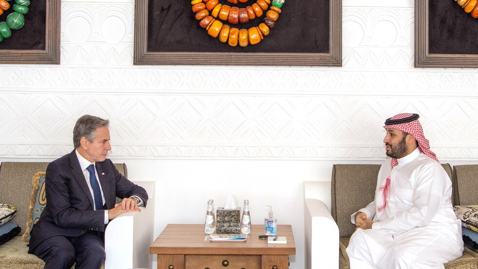 الأمير محمد بن سلمان يؤكد لبلينكن رفض المملكة استهداف المدنيين