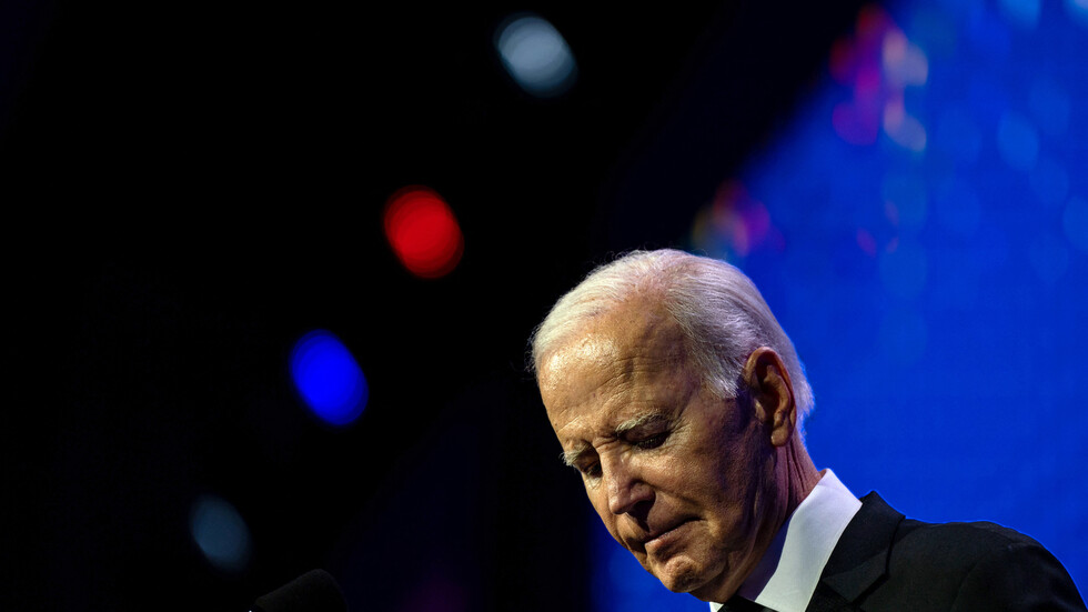 بايدن يوجه رسالة إلى طهران و