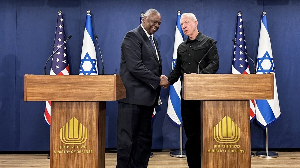 وزير الدفاع الأمريكي يقترح على إسرائيل عدم شن هجوم استباقي على "حزب الله"