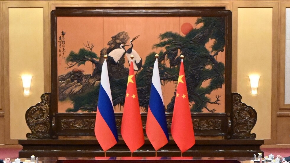 بوتين خلال لقائه مع شي: تجارتنا البينية ستصل إلى 200 مليار دولار قريبا