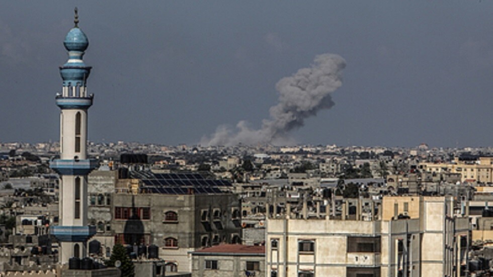 سفير إيران في لبنان يعتبر إيقاف القتال بغزة "المهمة الأولى" ويعلق على دخول الأمريكي إلى المعركة