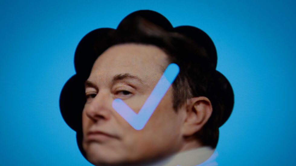 "إكس" تلغي توثيق صفحة المتحدث باسم الجيش الإسرائيلي أفيخاي أدرعي