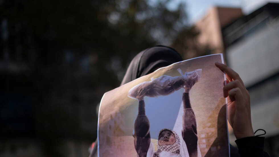 مؤثرة إسرائيلية تثير غضبا واسعا بفيديو على "تيك توك" يسخر من معاناة الأمهات الفلسطينيات