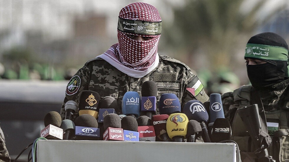 إسرائيل تزعم الكشف عن هوية ومظهر أبو عبيدة الناطق باسم "كتائب القسام"