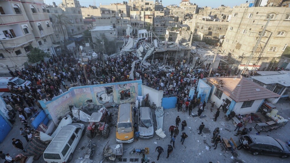 "الأونروا" تعلن مقتل 3 من موظفيها في قطاع غزة