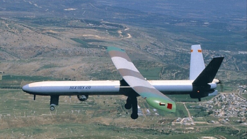 "القسام" تطلق صاروخ "متبّر" تجاه مسيّرة إسرائيلية طراز "هيرمز 450" فوق خانيونس