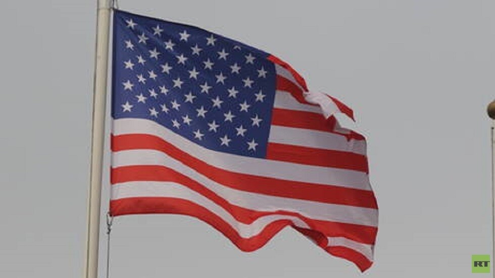 سفارة واشنطن في الكويت تعلن تقليص أنشطتها وتدعو الرعايا الأمريكيين للبقاء في حالة تأهب