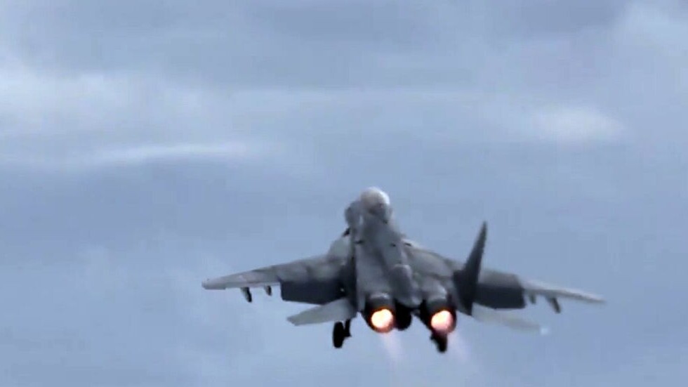 القوات الجوية الروسية تقصف مواقع لتنظيمات مسلحة في سوريا