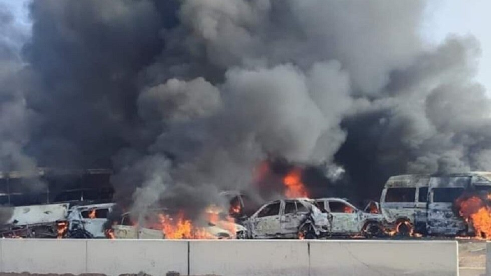 "كأنك في غزة".. إعلامي مصري يعلق على حادث الطريق الصحراوي المروع (فيديو)