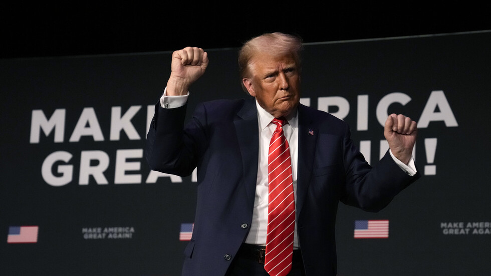 ترامب: أنا أول رئيس أمريكي منذ 72 عاما لم يبدأ حربا (فيديو)